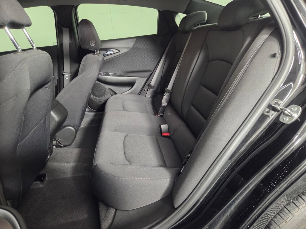 Used 2024 Chevrolet Malibu RS FWD image 23