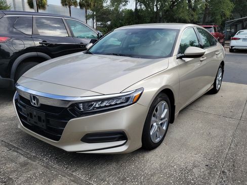 Used 2018 Honda Accord LX image 2
