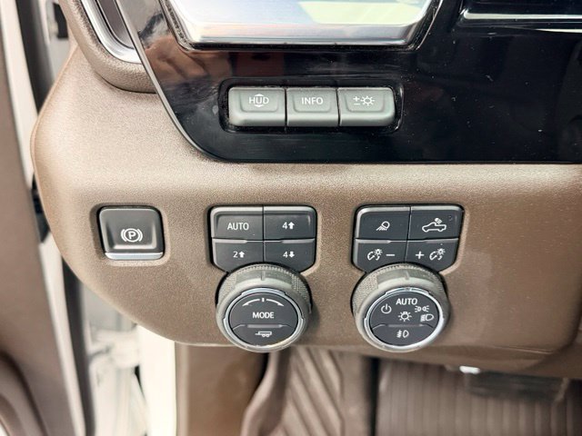 Certified 2025 Chevrolet Silverado 1500 LTZ w/ LTZ Premium Package AWD/4WD image 17
