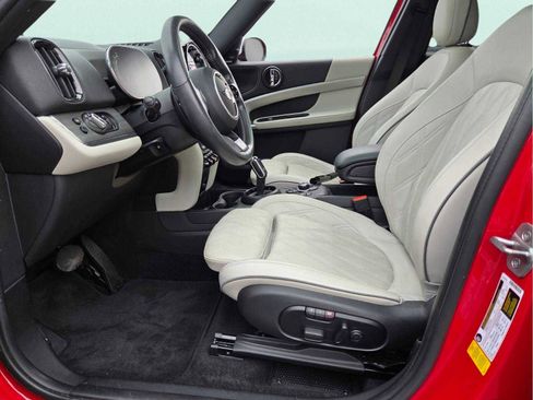 Certified 2024 MINI Cooper Countryman S FWD image 9