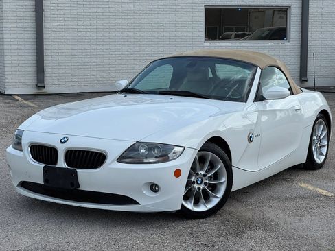 Used 2005 BMW Z4 2.5i RWD image 4