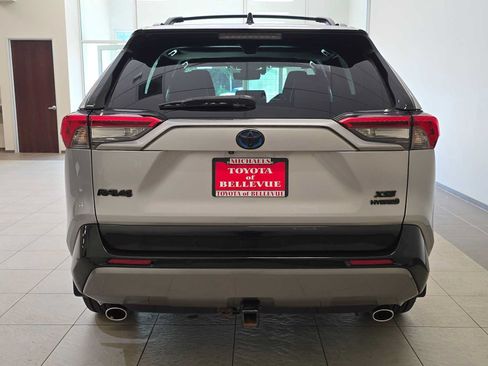 Used 2020 Toyota RAV4 XSE AWD/4WD image 5