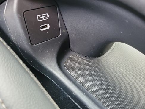 Used 2024 Honda HR-V EX-L image 30