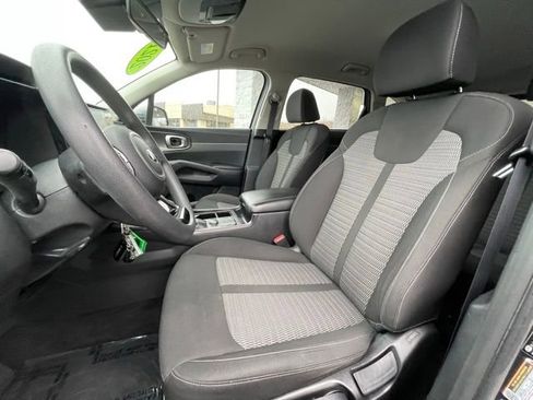 Used 2021 Kia Sorento LX AWD/4WD image 12