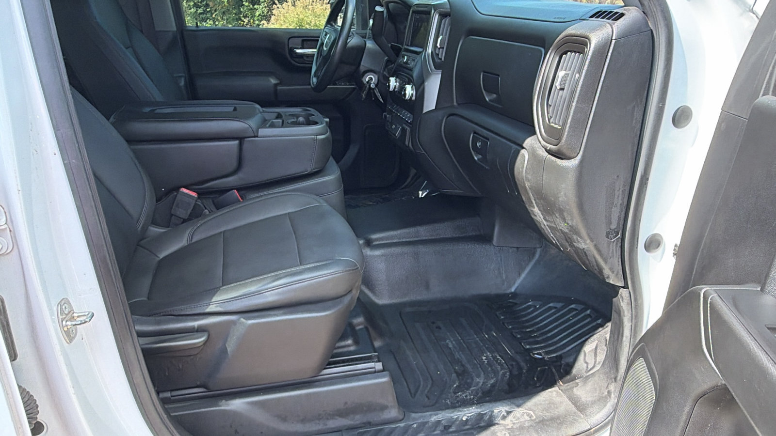 Used 2020 GMC Sierra 3500 4x4 Crew Cab w/ Convenience Package image 18