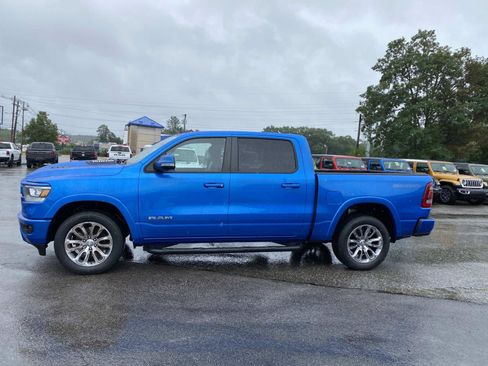 Used 2022 RAM 1500 Laramie w/ Sport Appearance Package AWD/4WD image 8