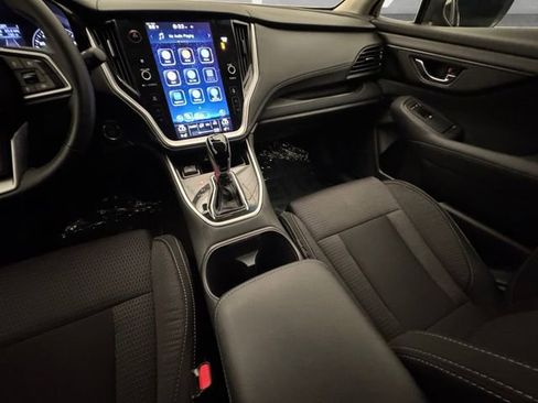 Used 2022 Subaru Outback Premium image 3