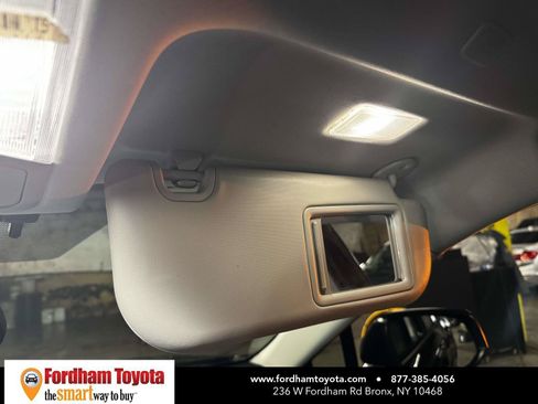 Used 2023 Toyota RAV4 LE AWD/4WD image 30