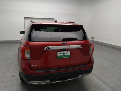 Used 2021 Ford Explorer XLT w/ Equipment Group 202A image 6