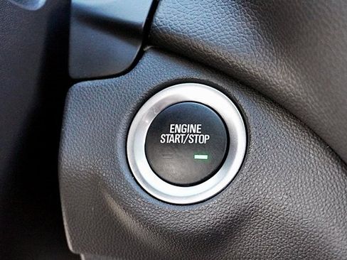 Used 2024 Chevrolet Equinox LT image 30