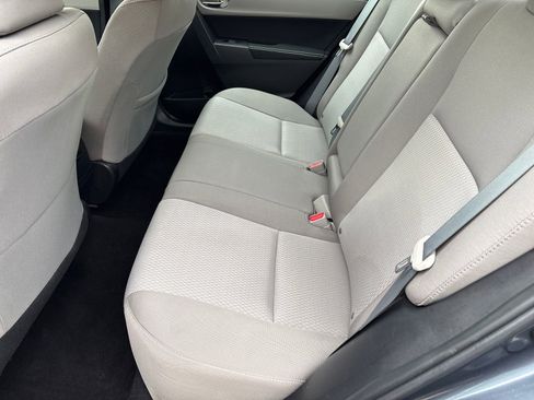 Used 2015 Toyota Corolla LE FWD image 25