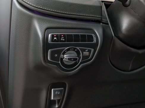 Used 2024 Mercedes-Benz G 550 image 33