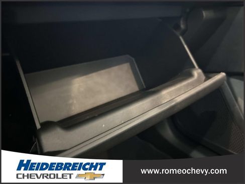 Used 2024 Chevrolet Blazer EV LT AWD/4WD image 27