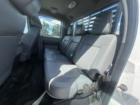 Used 2014 Ford F250 XL w/ Power Equipment Group AWD/4WD image 8