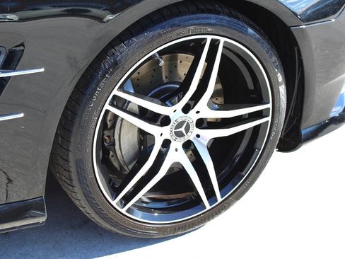 Used 2013 Mercedes-Benz SL 550 image 19