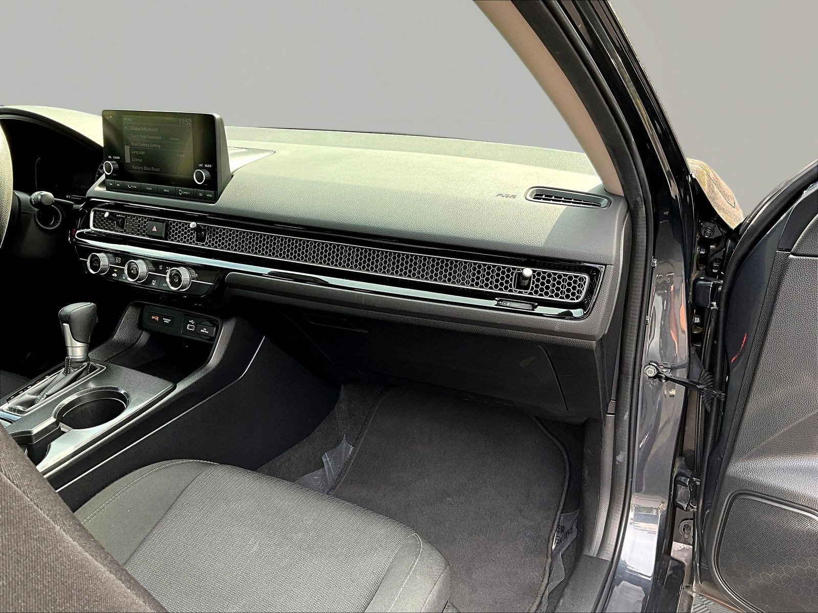 Used 2024 Honda Civic LX image 25