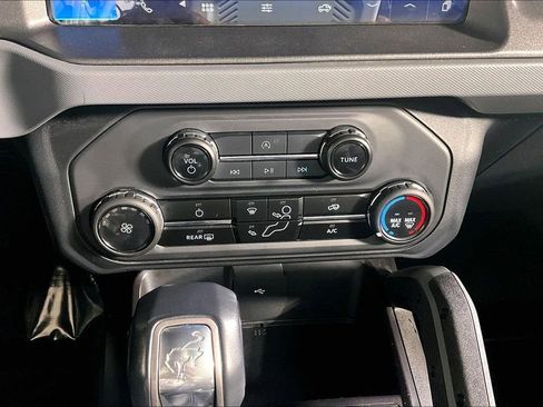 Used 2024 Ford Bronco Big Bend AWD/4WD image 31