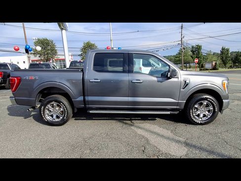 Certified 2022 Ford F150 XLT w/ Equipment Group 302A High AWD/4WD image 9