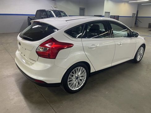 Used 2014 Ford Focus Titanium FWD image 8