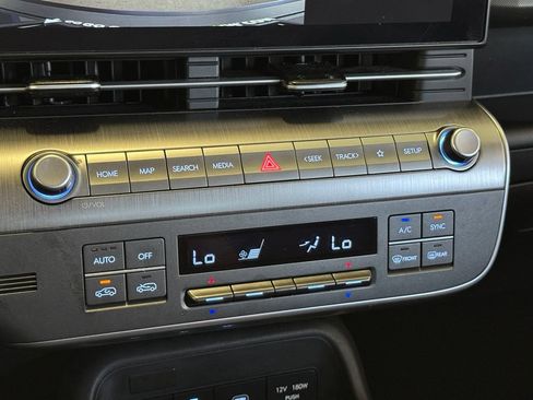 Used 2025 Hyundai Kona SEL FWD image 19