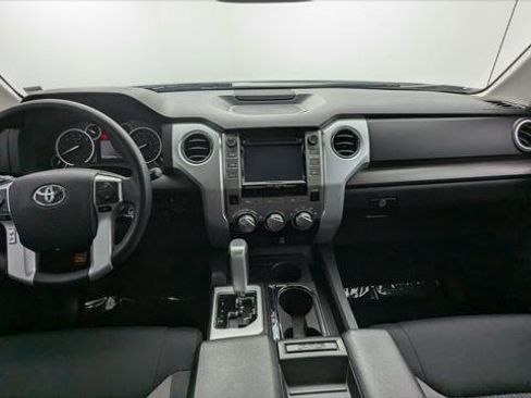 Used 2016 Toyota Tundra SR5 w/ SR5 Upgrade Package image 24