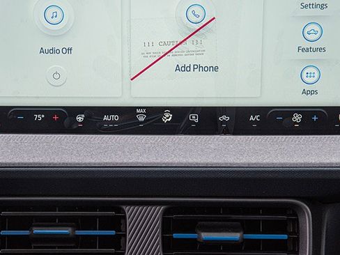 New 2025 Ford Maverick XLT w/ XLT Luxury Package image 18