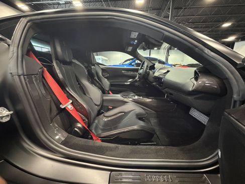 Used 2022 Ferrari SF90 Stradale AWD/4WD image 16