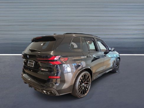 New 2026 BMW X5 M60i image 3