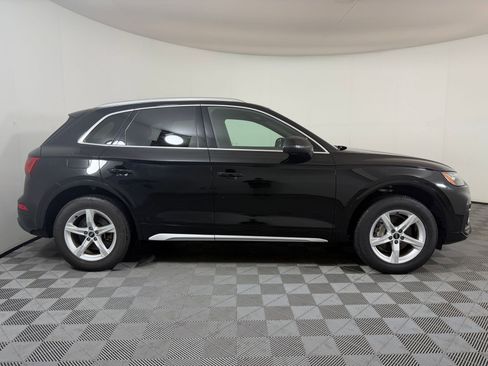 Used 2023 Audi Q5 2.0T Premium w/ Convenience Package AWD/4WD image 8
