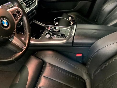 Used 2020 BMW X5 sDrive40i w/ M Sport Package RWD image 8