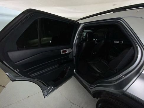 Used 2022 Ford Explorer ST w/ Equipment Group 401A AWD/4WD image 23