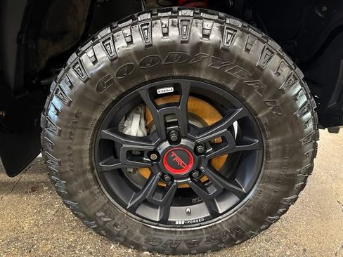Used 2021 Toyota Tundra TRD Pro AWD/4WD image 10