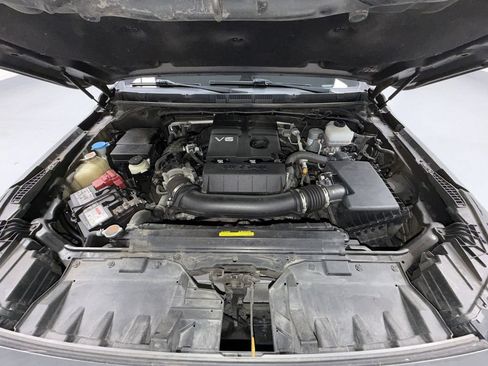 Used 2022 Nissan Frontier SV AWD/4WD image 23
