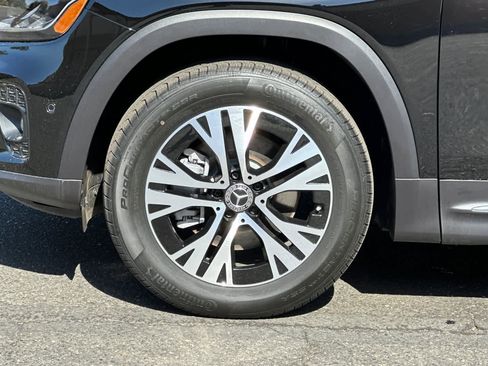 New 2025 Mercedes-Benz GLB 250 4MATIC image 24