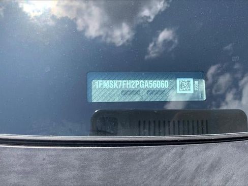 Used 2023 Ford Explorer XLT w/ Equipment Group 202A image 99