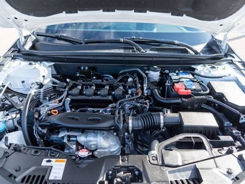 Used 2025 Honda Accord LX image 27