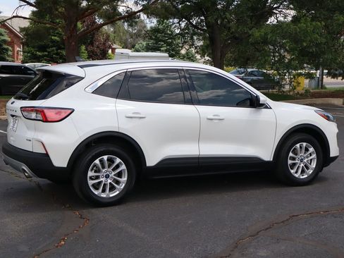 Used 2020 Ford Escape SE AWD/4WD image 4