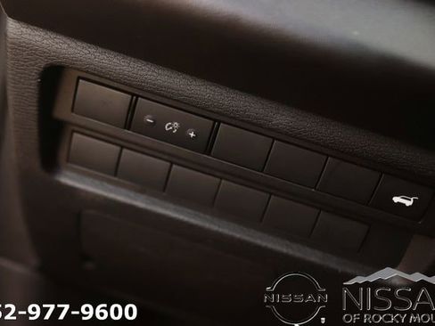 Used 2024 Mitsubishi Outlander SE AWD/4WD image 27