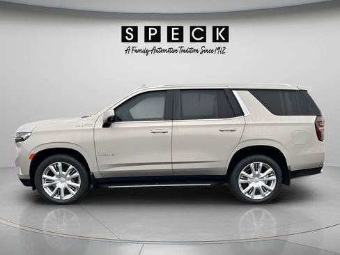 Used 2023 Chevrolet Tahoe High Country AWD/4WD image 3