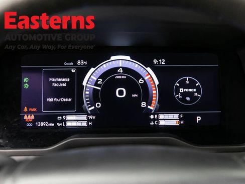 Used 2023 Toyota Tundra Platinum AWD/4WD image 18