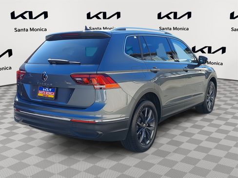 Used 2022 Volkswagen Tiguan SE image 5