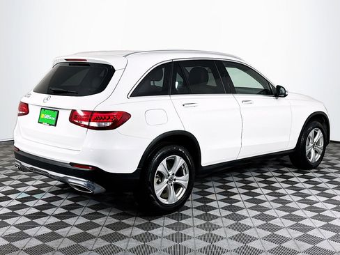 Used 2018 Mercedes-Benz GLC 300 w/ Premium Package image 10