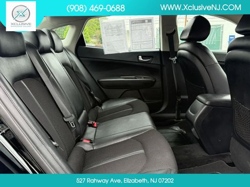 Used 2019 Kia Optima S FWD image 25