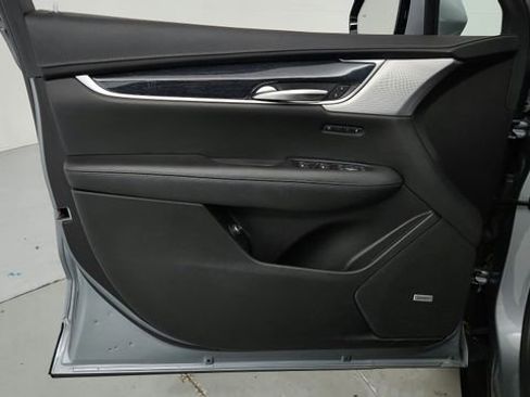 Certified 2023 Cadillac XT5 Premium Luxury image 11