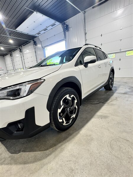 Used 2023 Subaru Crosstrek 2.5i Limited AWD/4WD image 4