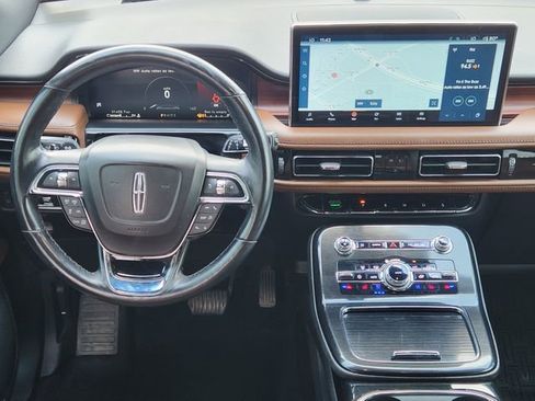 Used 2022 Lincoln Nautilus Reserve w/ Equipment Group 201A image 21