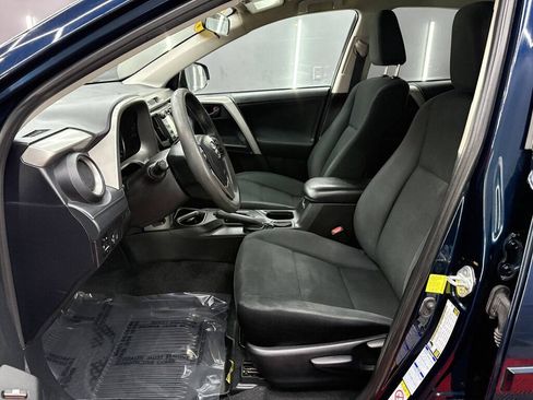 Used 2017 Toyota RAV4 LE w/ All Weather Liner Package AWD/4WD image 8