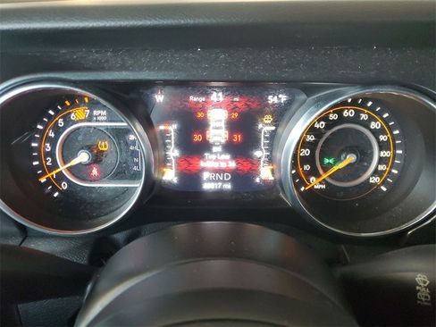 Used 2021 Jeep Wrangler Unlimited Sport image 16