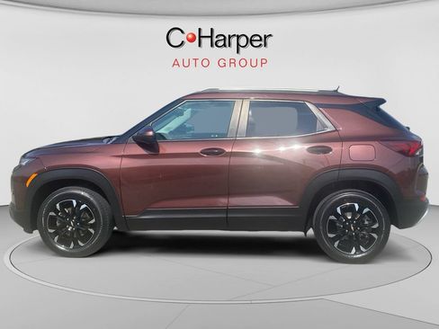 Used 2022 Chevrolet TrailBlazer LT w/ LPO, Blackout Package AWD/4WD image 6