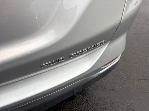 Used 2020 Chevrolet Equinox Premier image 51